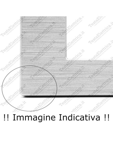 particolare effetto zigrinato