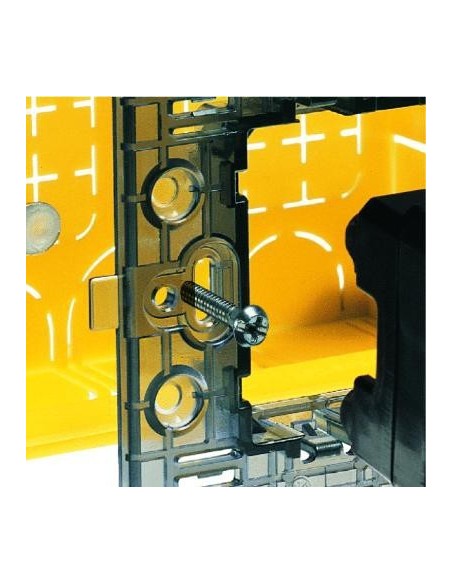 Scatola da incasso portafrutti 3 moduli 503E bticino 