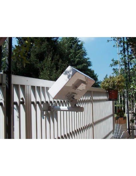 Antenna satellitare piatta Self-sat